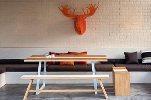 Table-bench-cube-moose